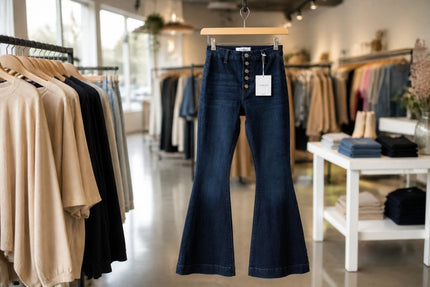 What Makes a Boutique Clothing Store