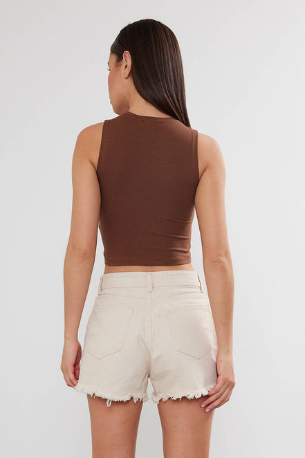 VAV NEW YORK women's cropped cotton crew neck tank top, basic sleeveless top for casual wear, shown in white.
