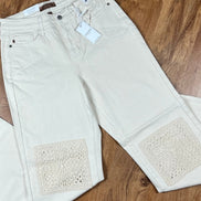 Judy Blue Ecru Plus Jeans - the Boujee Sunflower