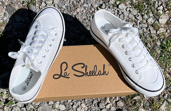 FASHION EMPORIO classic sneakers with white laces and rubber soles, featuring a stylish casual design.