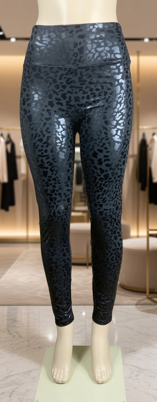 Shiny Black Leopard Leggings