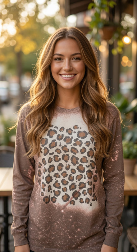 Camiseta de leopardo marrón blanqueada
