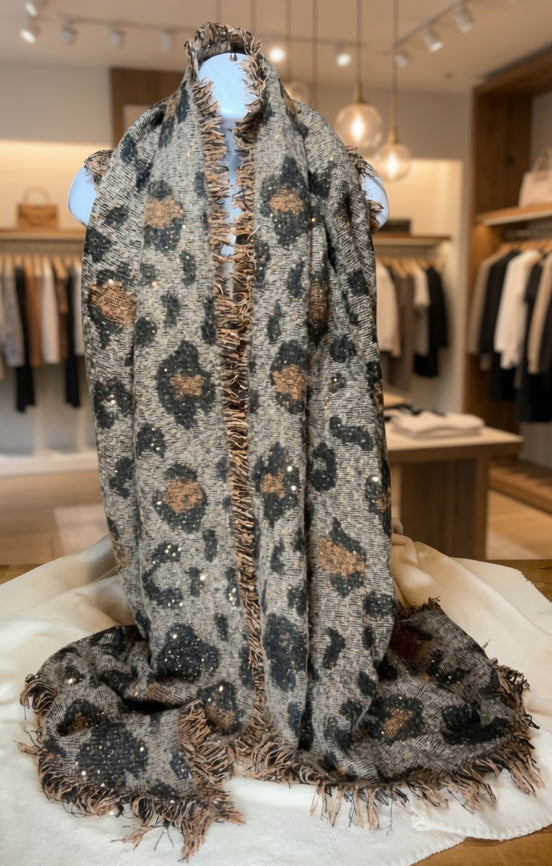 Remi Leopard Scarf