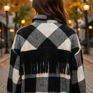 Chaqueta con flecos