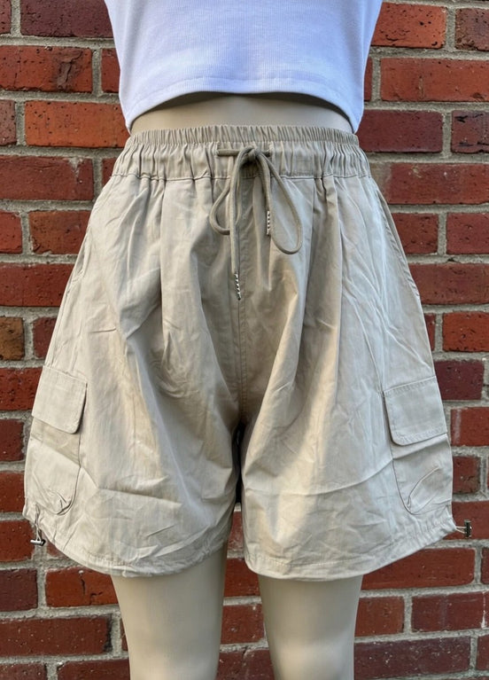 Wide Leg Cargo Shorts - OG Gilmore Girl 