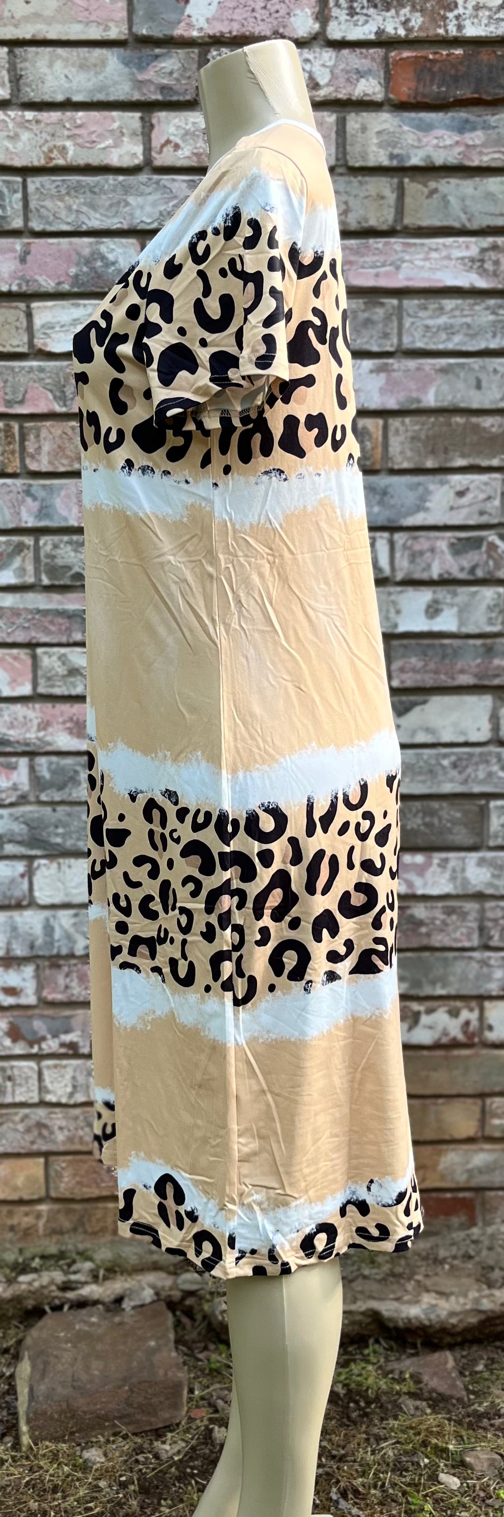 Cream leopard print T-shirt dress by Shiying Fashion, featuring a relaxed fit and casual style, shown on a model.
