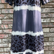 Gray and blue leopard print T-shirt dress by Shiying fashion, showcasing a casual, stylish dress with a relaxed fit and bold animal pattern.