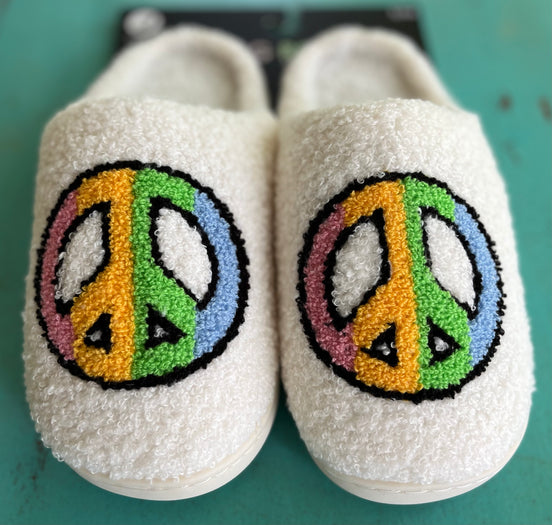 Living Royal Peace Slippers in soft, plush material with a cozy design, perfect for comfortable indoor wear.