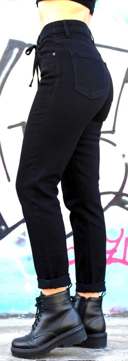 Judy Blue joggers jeans with relaxed fit, featuring classic denim look and casual style, perfect for everyday comfort.