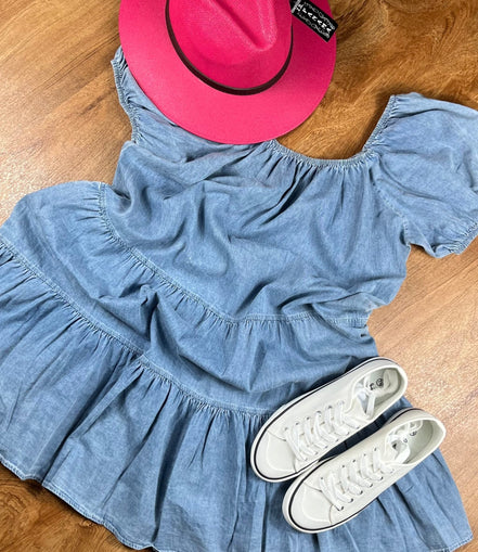 Shopin La denim summer dress, casual sleeveless dress with front pockets and adjustable straps, lightweight and stylish for warm weather.