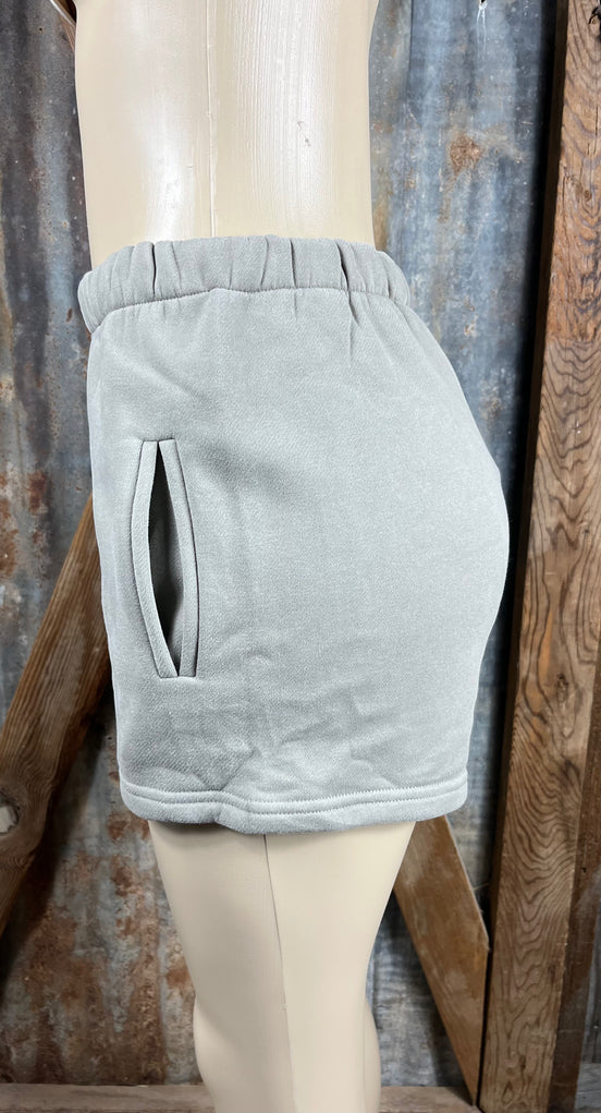 Bayliss sweat shorts featuring a comfortable fit, casual style, and soft fabric, ideal for relaxed everyday wear.
